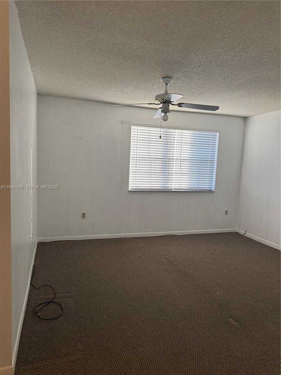 11864 Southwest 99th Street Miami, FL 33186 - Photo 11 of 22