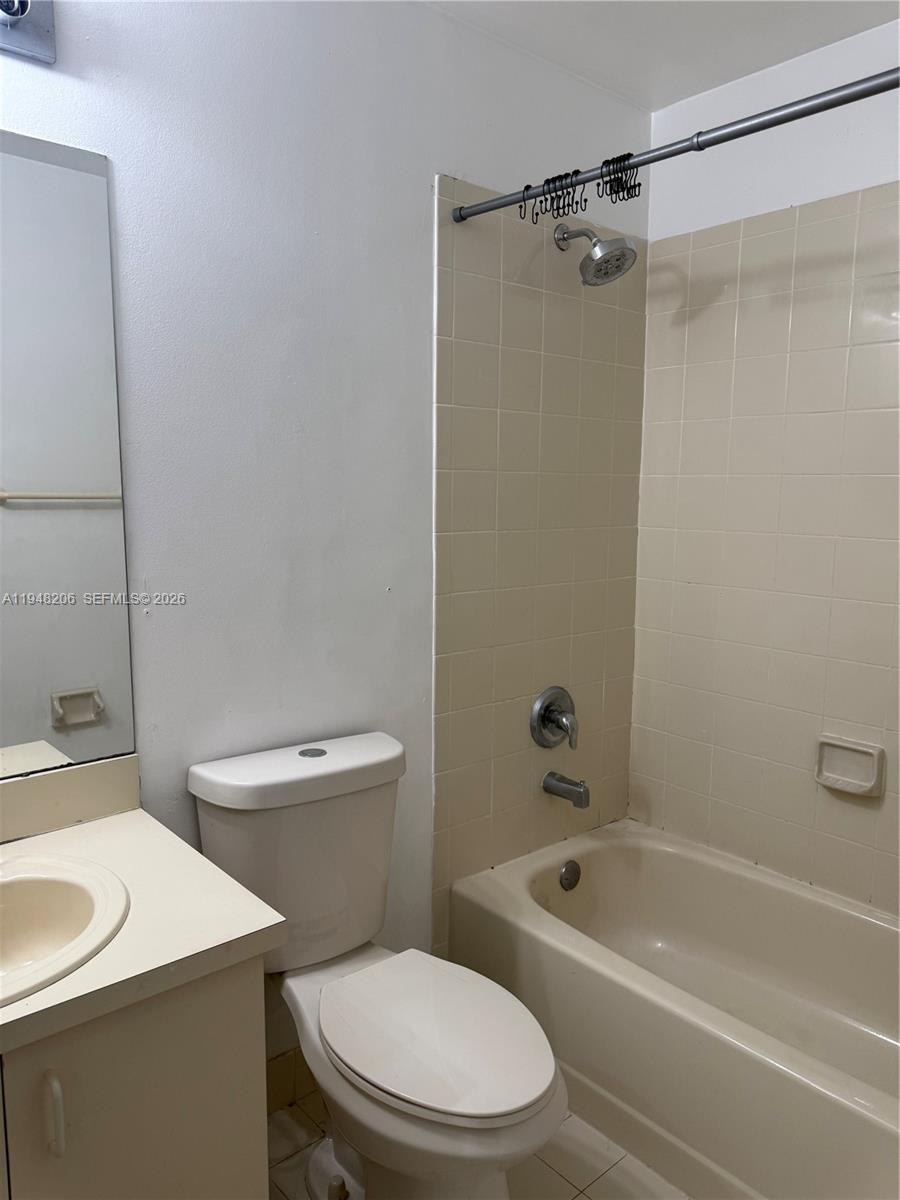 11864 Southwest 99th Street Miami, FL 33186 - Photo 18 of 22