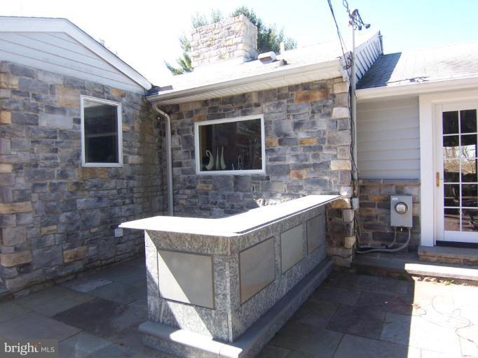 4601 Carroll Manor Road Baldwin, MD 21013 - Photo 3 of 30 Patio 2