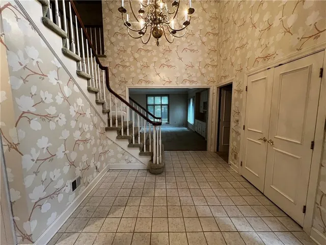 $859,000 | 3905 West 101st Terrace, Overland Park, KS 66207