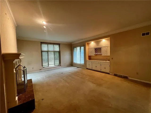 $859,000 | 3905 West 101st Terrace, Overland Park, KS 66207