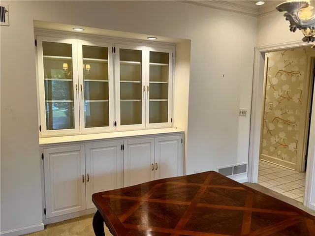 $859,000 | 3905 West 101st Terrace, Overland Park, KS 66207