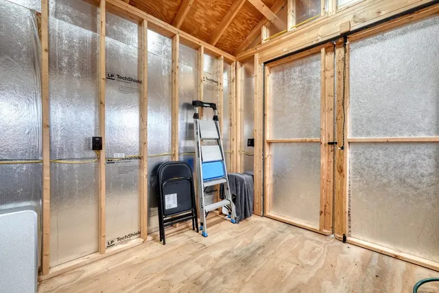 a view of a storage & utility room