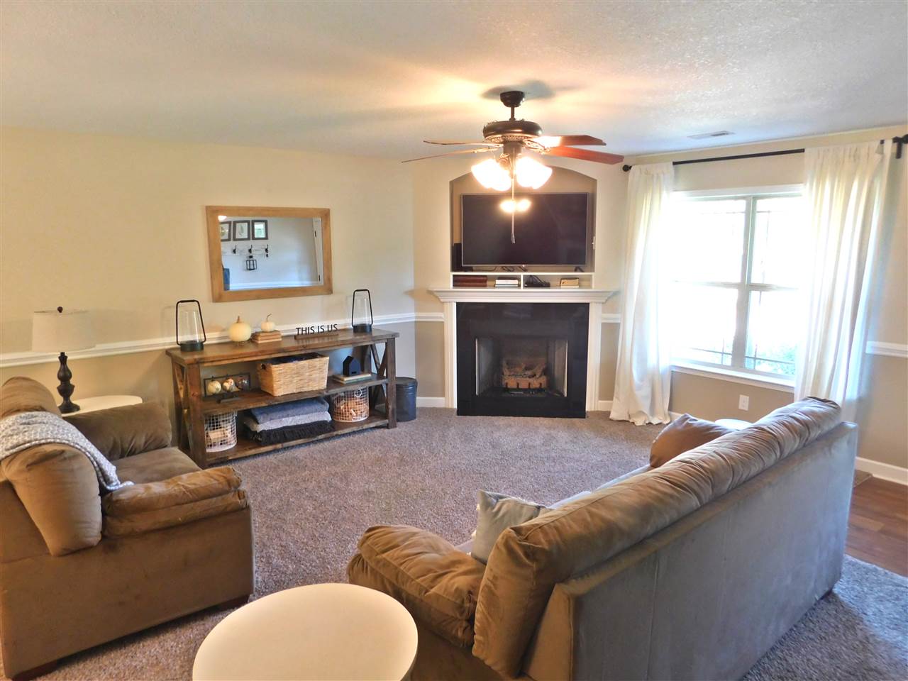 180 Gibbs Road Wellford, SC 29385 - Photo 3 of 22 Gallery Image 3