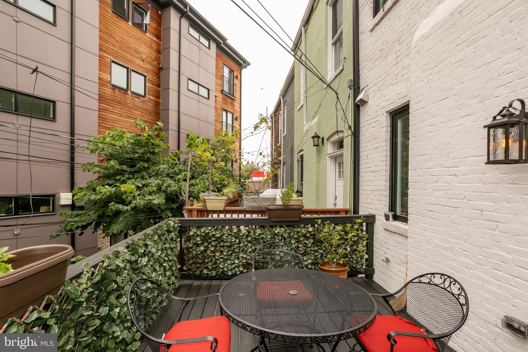 19 Q Street Northwest Washington, DC 20001 - Photo 35 of 64