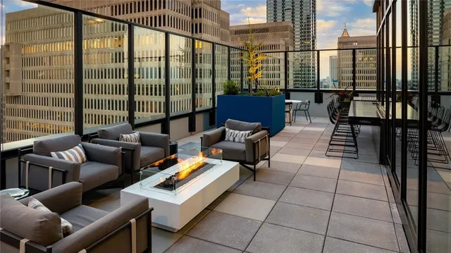 $3,406 | 161 Peachtree Center Avenue Northeast, Unit 2623, Atlanta, GA 30303