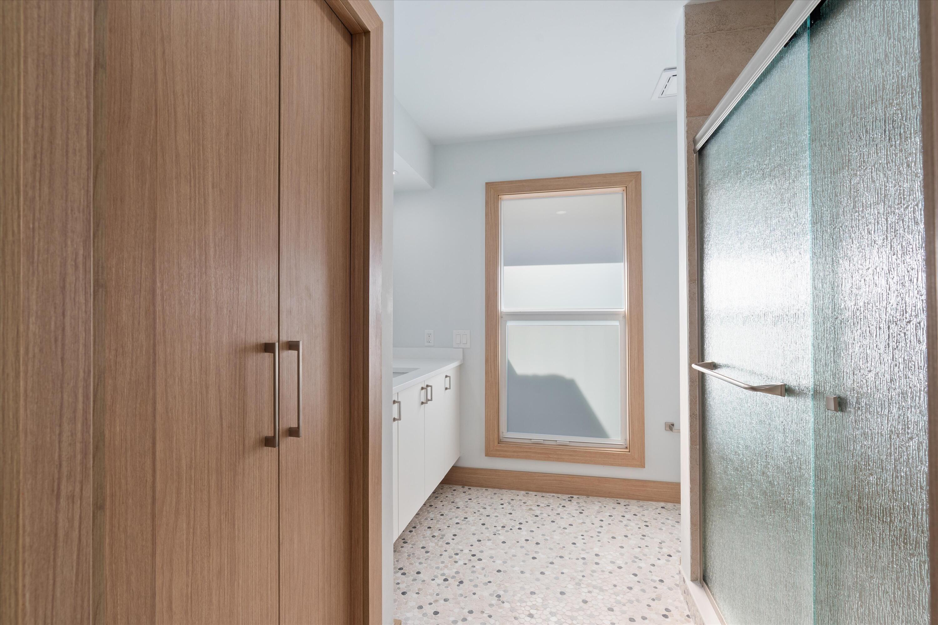 17036 Bay Street Jupiter, FL 33477 - Photo 42 of 69 a view of an empty room