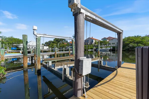 $3,295,000 | 17036 Bay Street, Jupiter, FL 33477