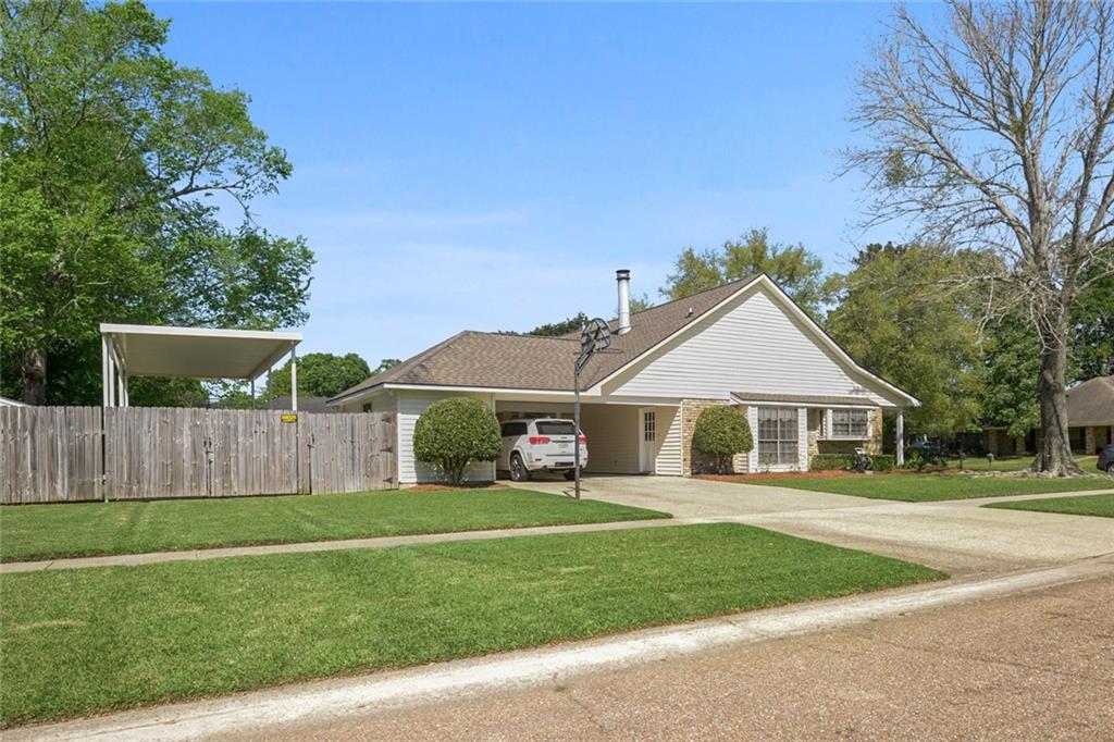 5348 Charing Way Avenue Baton Rouge, LA 70817 - Photo 3 of 23