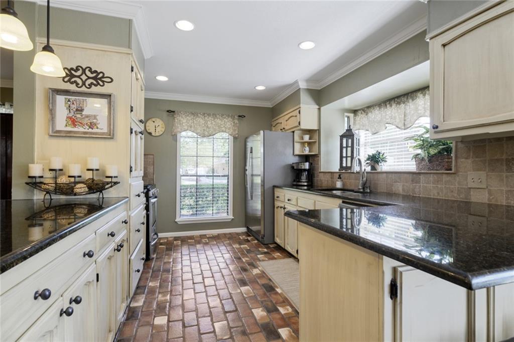 5348 Charing Way Avenue Baton Rouge, LA 70817 - Photo 9 of 23