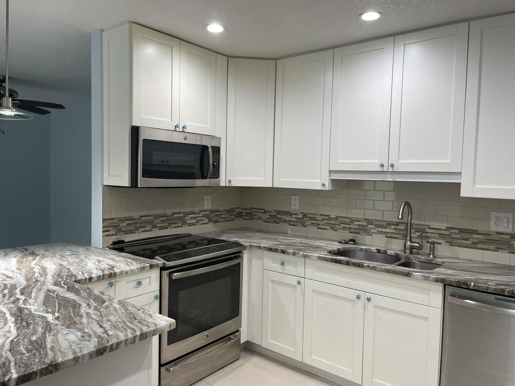 5074 Minto Road Boynton Beach, FL 33472 - Photo 3 of 21 5074 3
