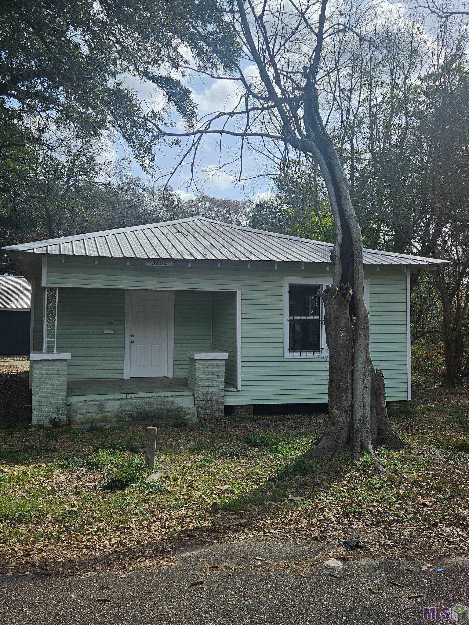 3262 Hiawatha Street Baton Rouge, LA 70805 - Photo 1 of 13