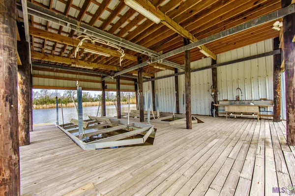 $439,000 | 3365 Bayou Dularge Road, Theriot, LA 70397