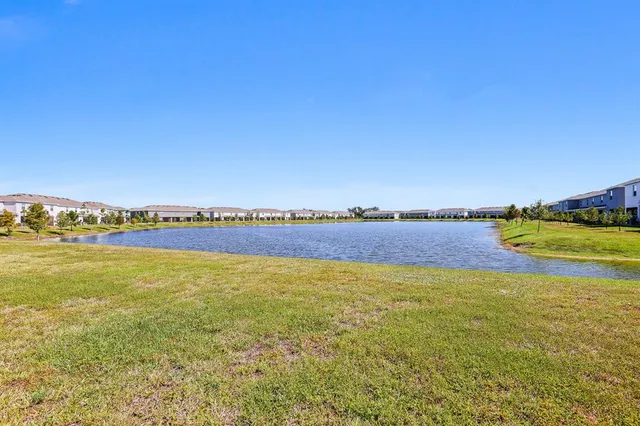 $2,000 | 181 Mangrove Shade Circle, Apollo Beach, FL 33572