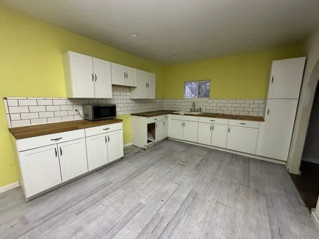 $69,900 | 902 Burleson Street, George West, TX 78022