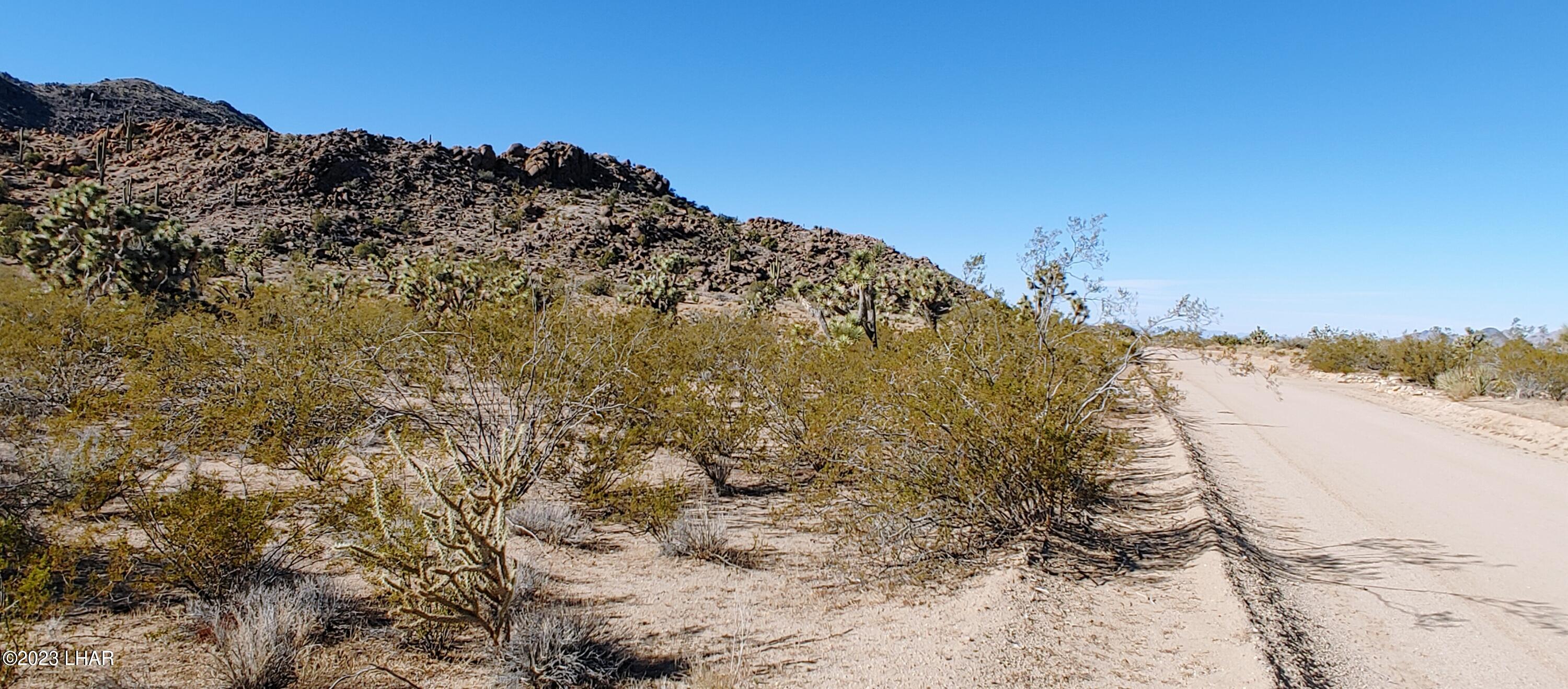 3580 East Sierra Pinta Road Yucca, AZ 86438 - Photo 33 of 39 1210221323