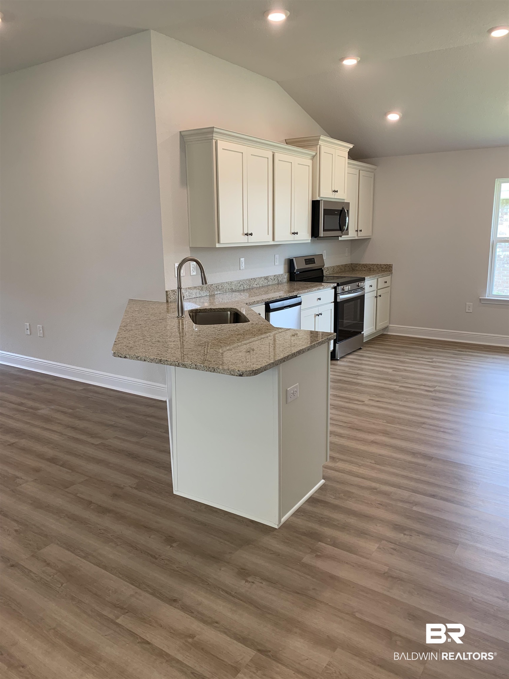 1391 Plymouth Drive Foley, AL 36535 - Photo 4 of 20