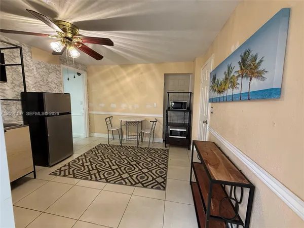 $1,600 | 2021 Wilmington Street, Unit B, Opa-Locka, FL 33054
