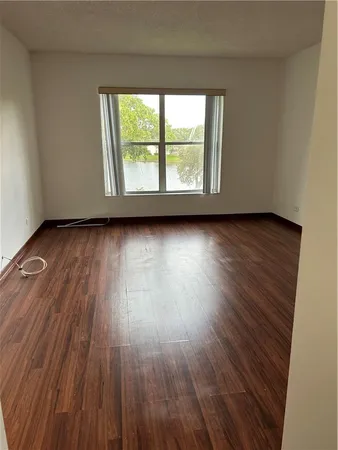 $1,590 | 3690 Inverrary Drive, Unit 3S, Lauderhill, FL 33319