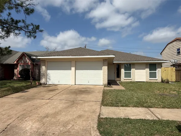 $1,950 | 10722 Sashay Drive, Houston, TX 77099