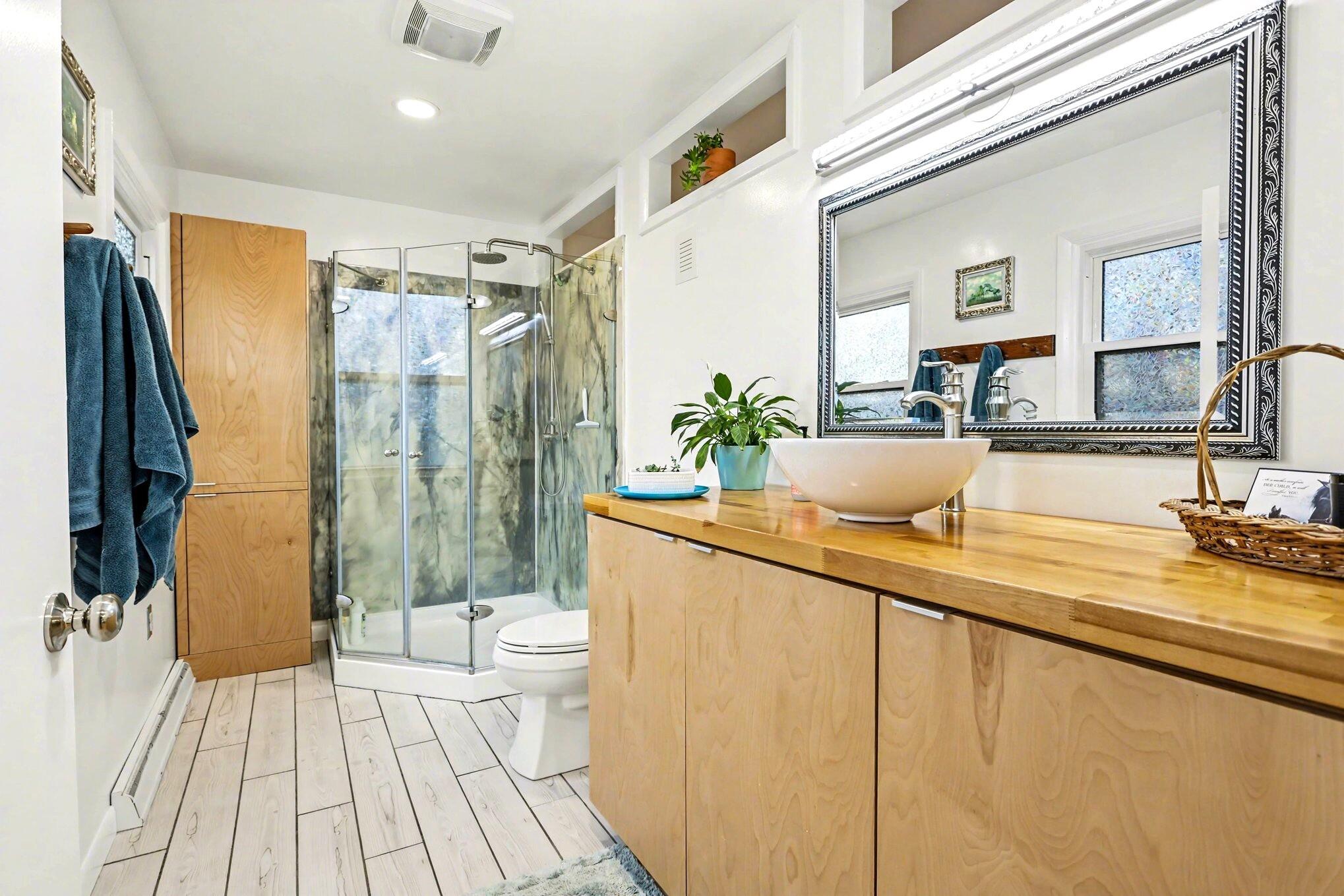 1771 Burton Road Niles, MI 49120 - Photo 15 of 54 1771_15_PrimaryBath