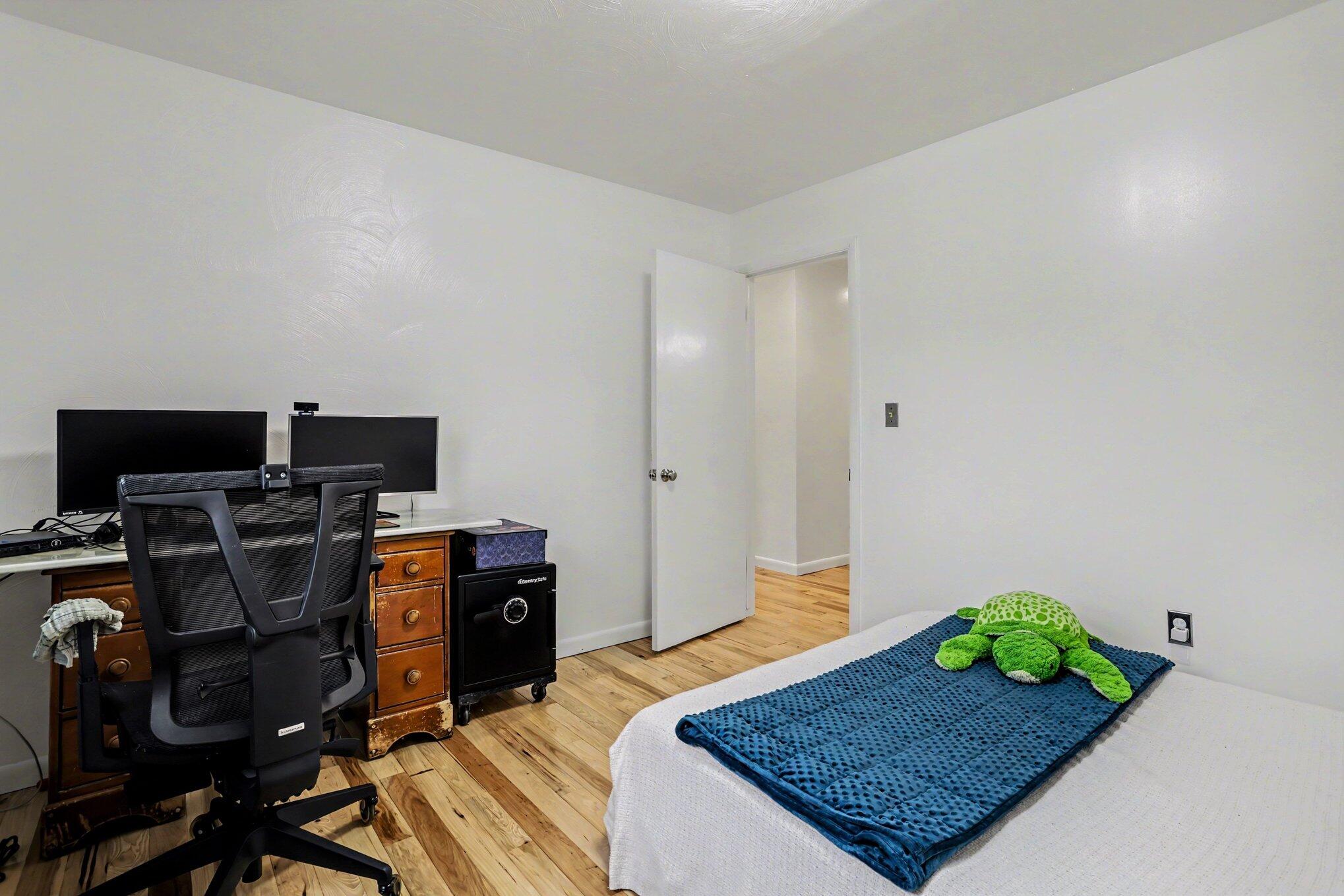 1771 Burton Road Niles, MI 49120 - Photo 22 of 54 1771_22_Bedroom#4