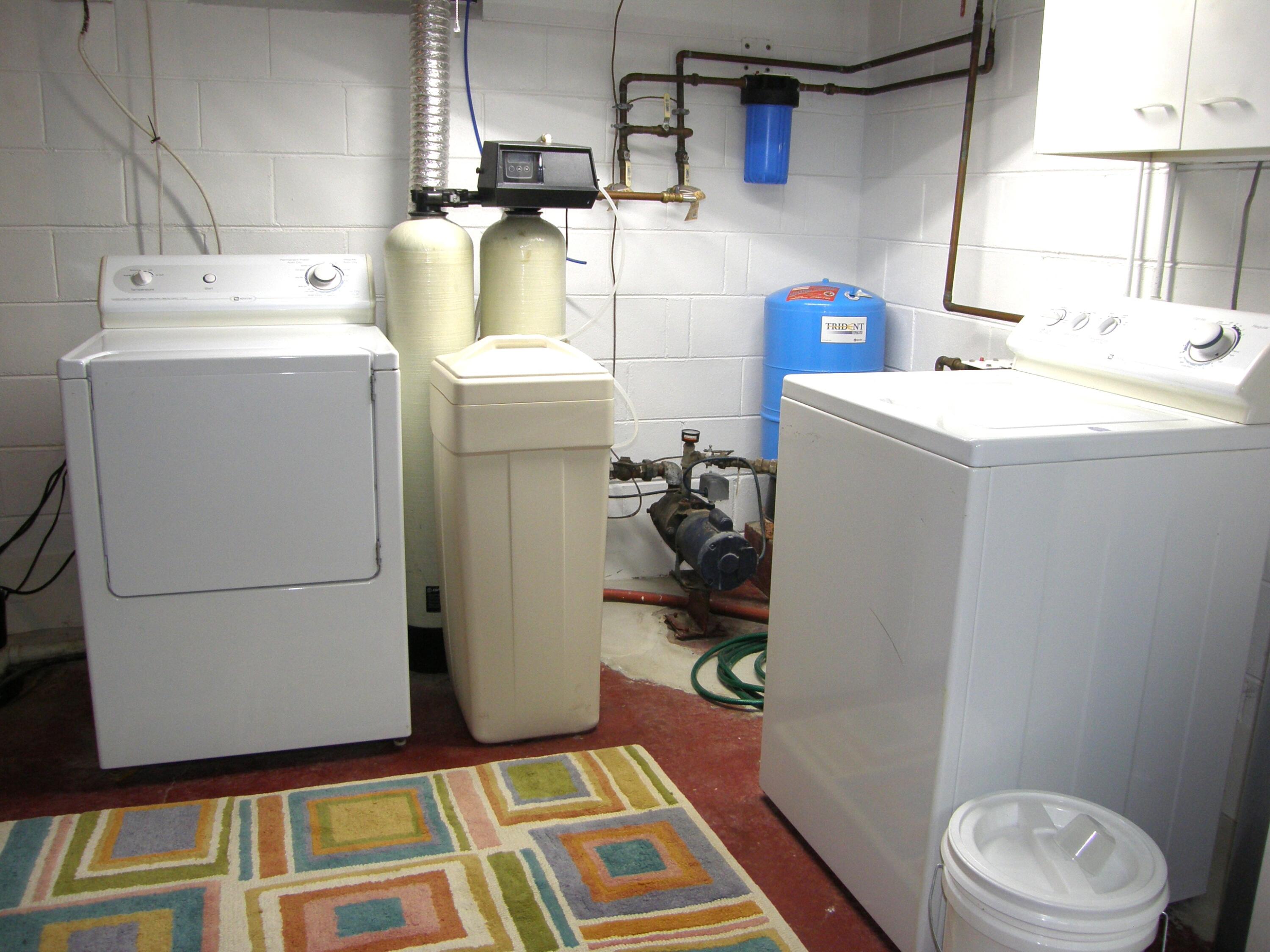 1771 Burton Road Niles, MI 49120 - Photo 30 of 54 1771_30_Laundry_Basement