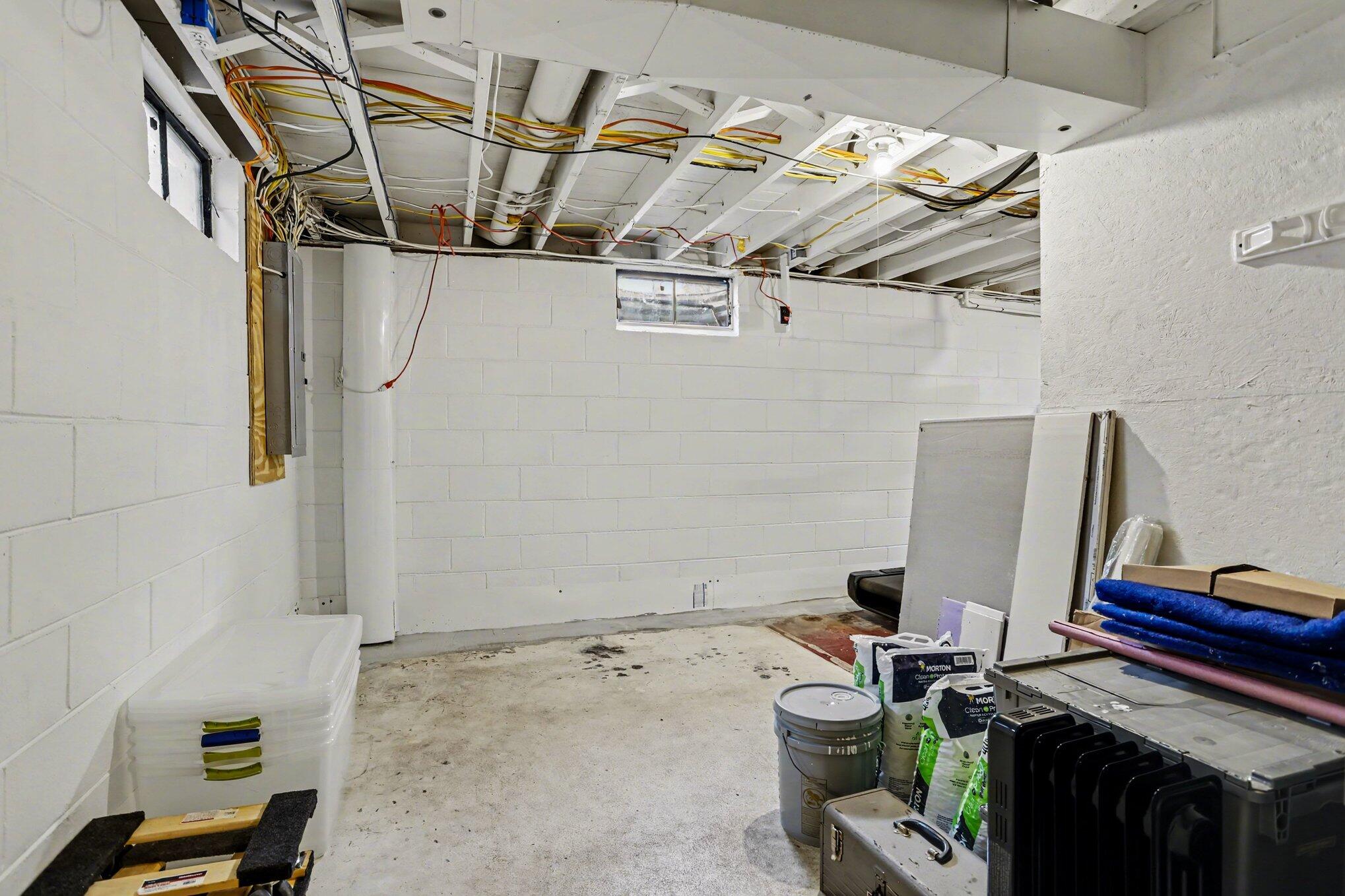 1771 Burton Road Niles, MI 49120 - Photo 33 of 54 1771_33_Basement