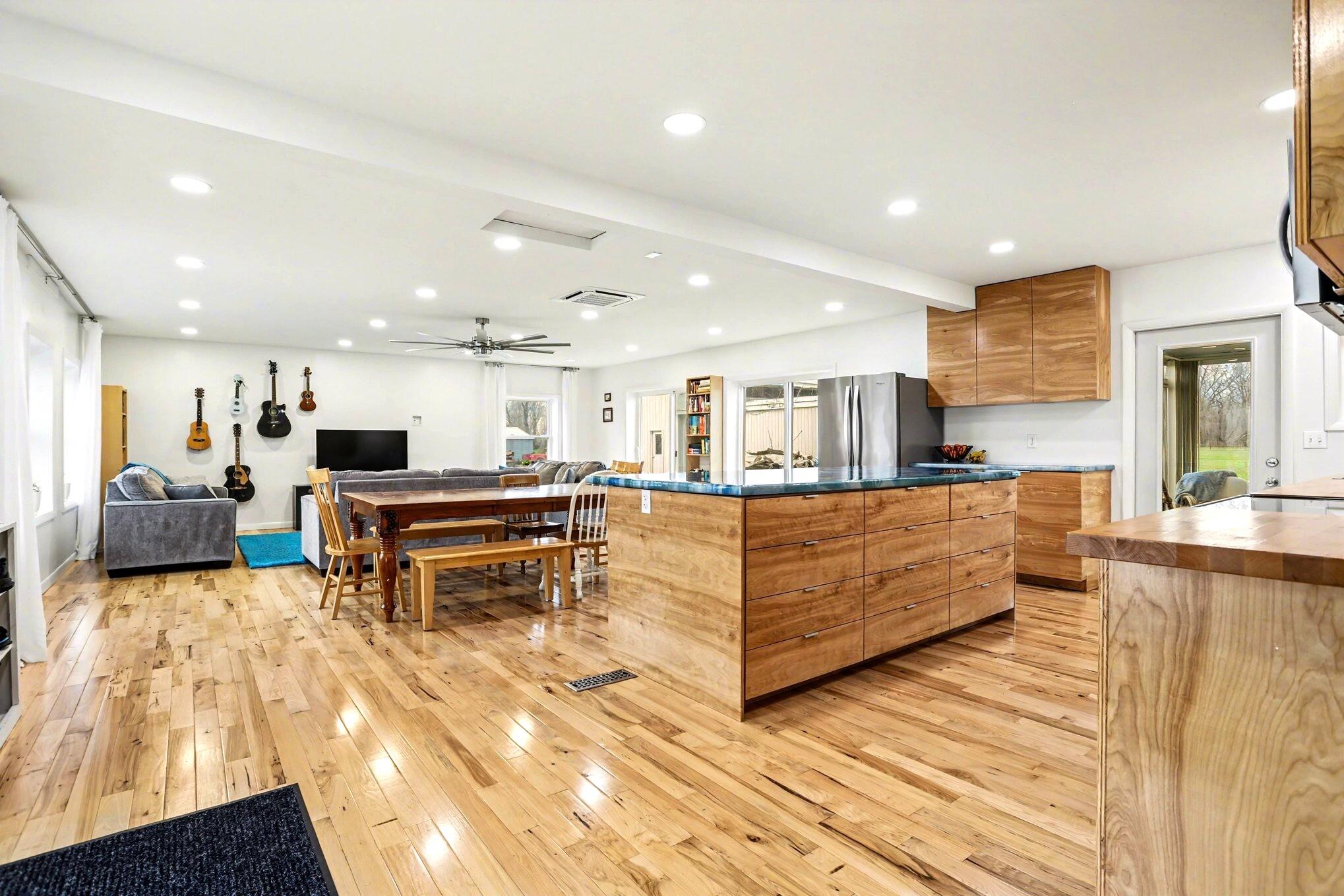 1771 Burton Road Niles, MI 49120 - Photo 5 of 54 1771_5_GreatRoom