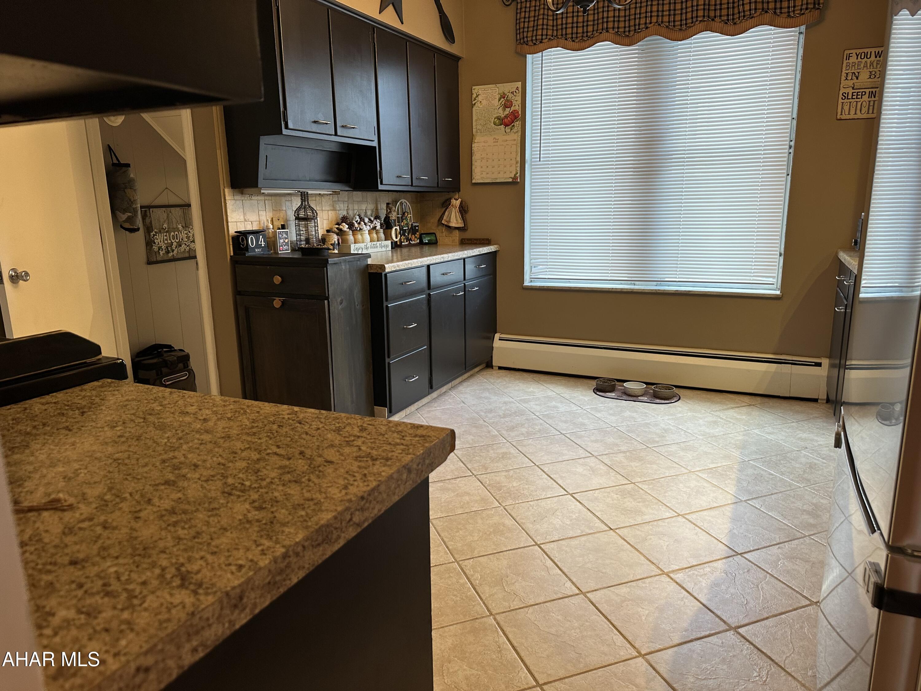508 Walnut Street Roaring Spring, PA 16673 - Photo 5 of 37