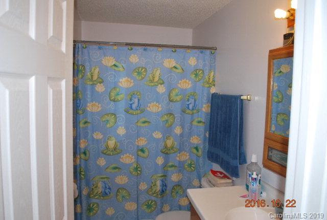 67 Chipmunk Ridge Marion, NC 28752 - Photo 18 of 37 Gallery Image 18