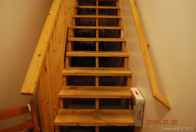 67 Chipmunk Ridge Marion, NC 28752 - Photo 20 of 37 Gallery Image 20