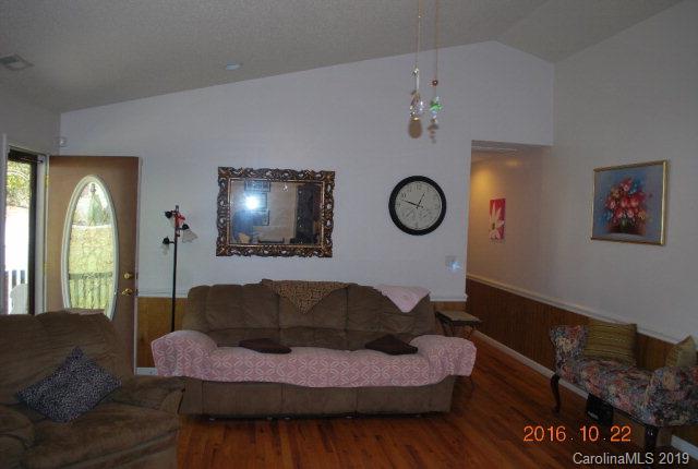 67 Chipmunk Ridge Marion, NC 28752 - Photo 7 of 37 Gallery Image 7