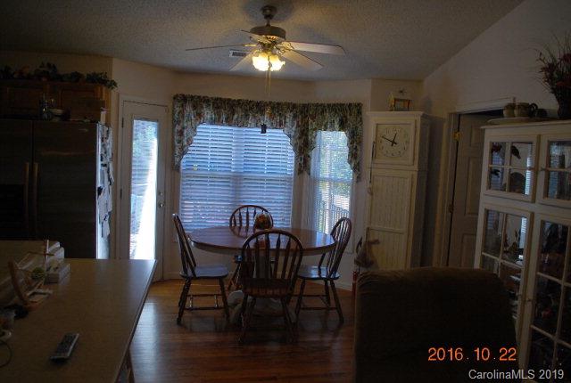 67 Chipmunk Ridge Marion, NC 28752 - Photo 10 of 37 Gallery Image 10