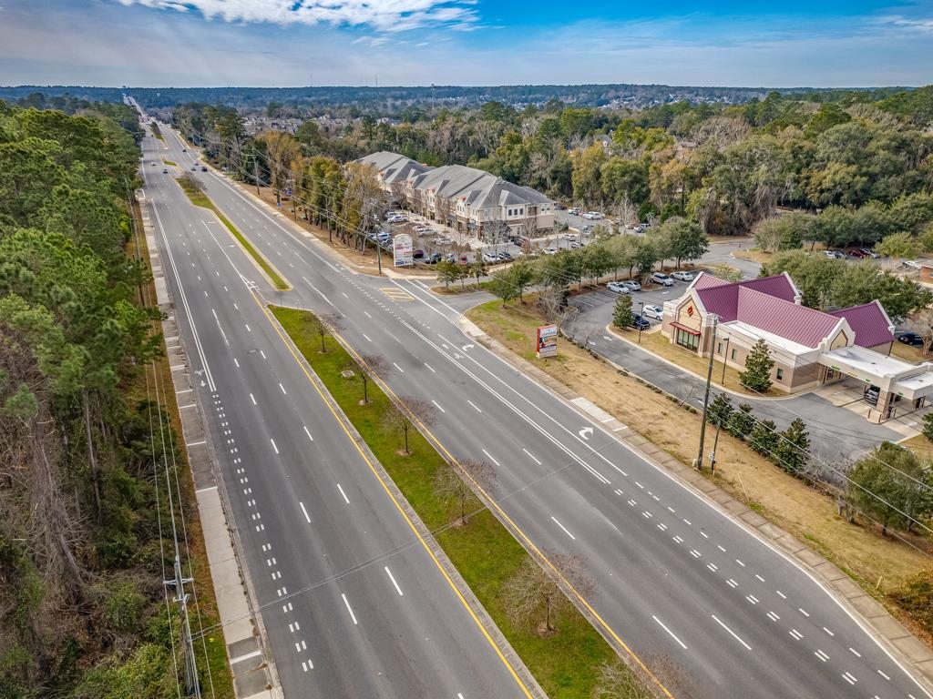 6275 Thomasville Road Tallahassee, FL 32309 - Photo 3 of 22