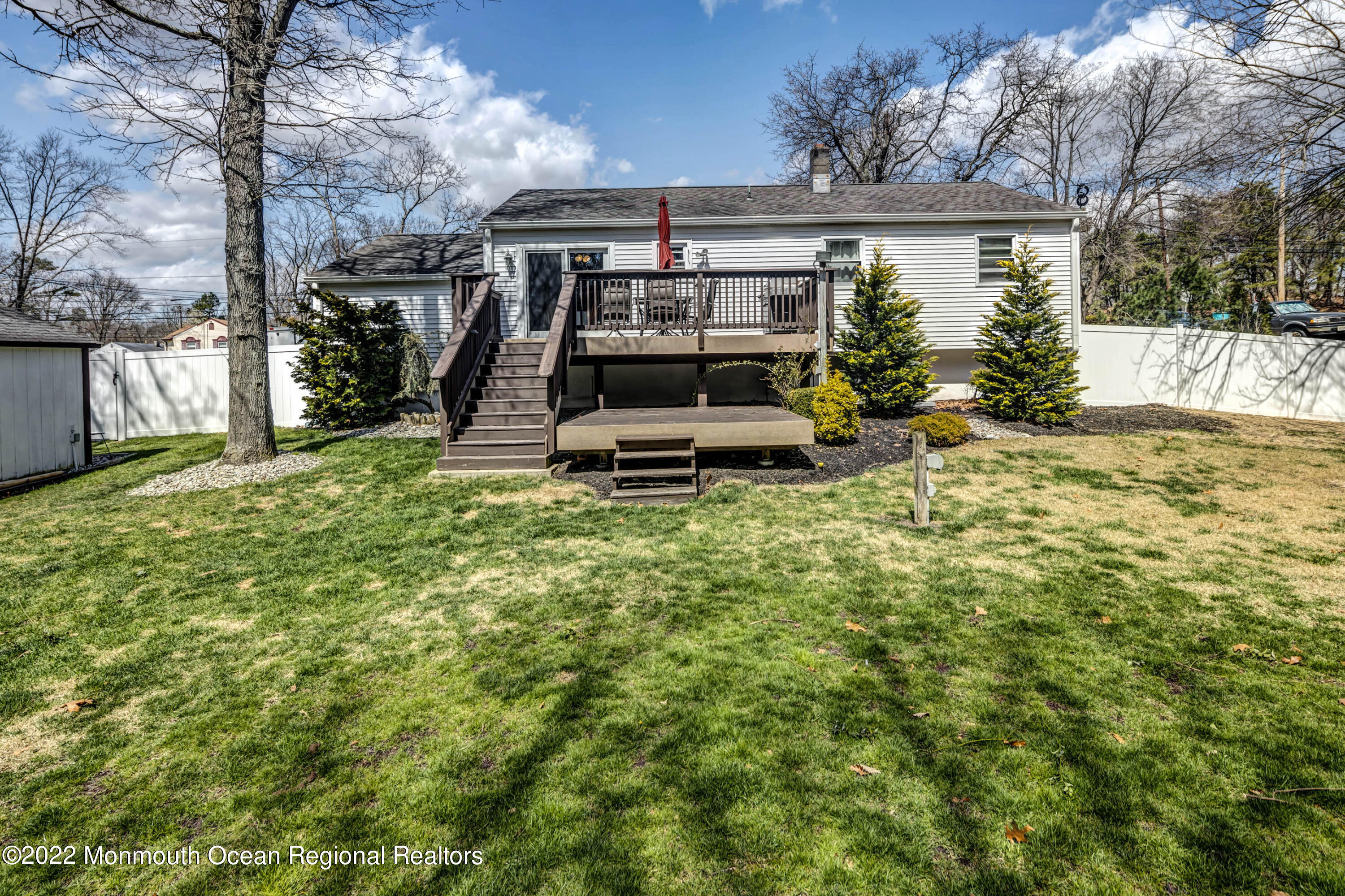323 Aldrich Road Howell, NJ 07731 - Photo 21 of 23 32_house Back