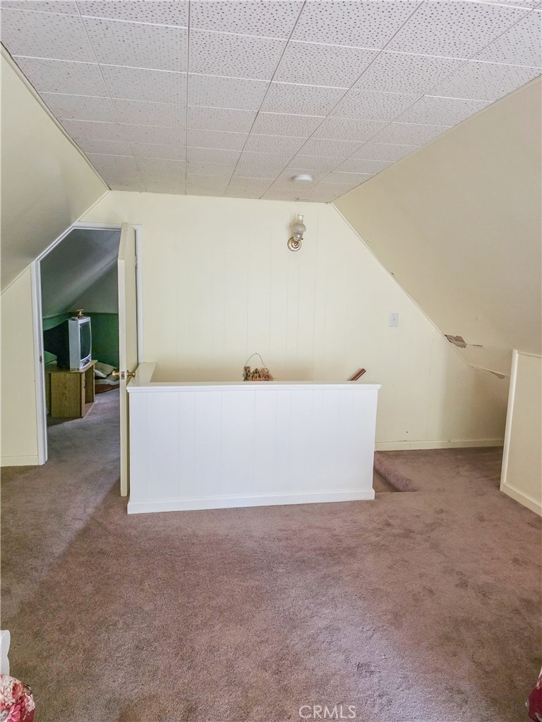52745 Sylvan Way Idyllwild, CA 92549 - Photo 22 of 31 a view of an empty room