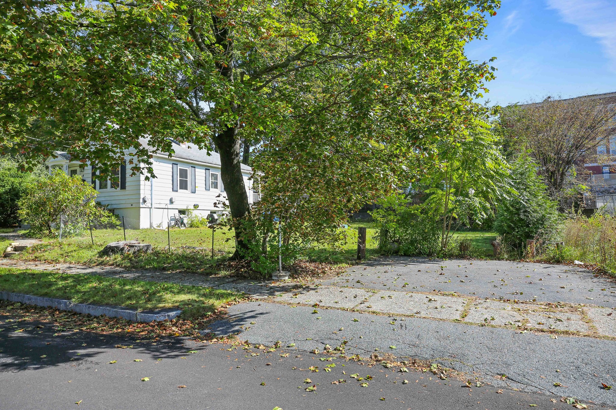 4 Pomona Road Worcester, MA 01602 - Photo 5 of 7 Gallery Image 5