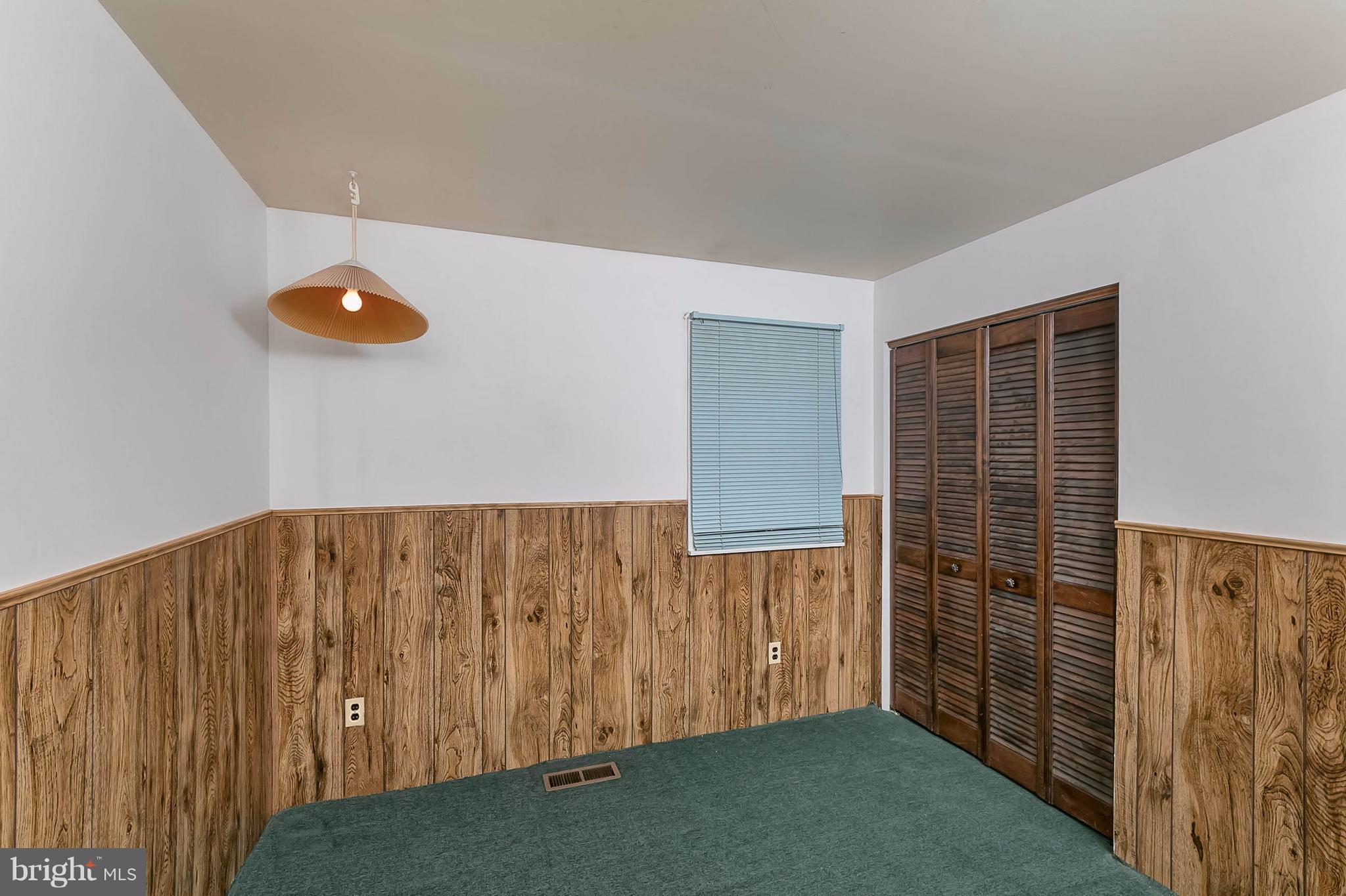 7915 Shore Road Baltimore, MD 21219 - Photo 20 of 30 Bedroom