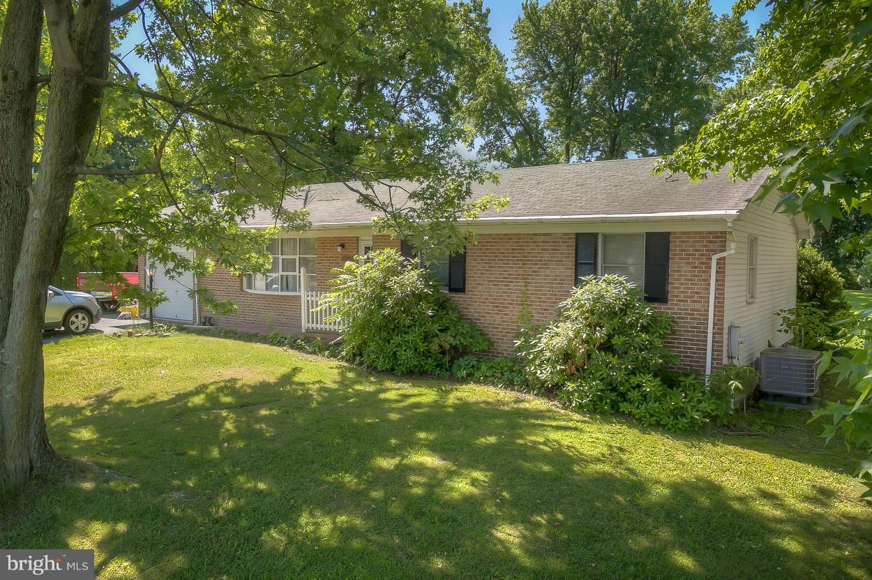 7915 Shore Road Baltimore, MD 21219 - Photo 3 of 30 Exterior (Front)