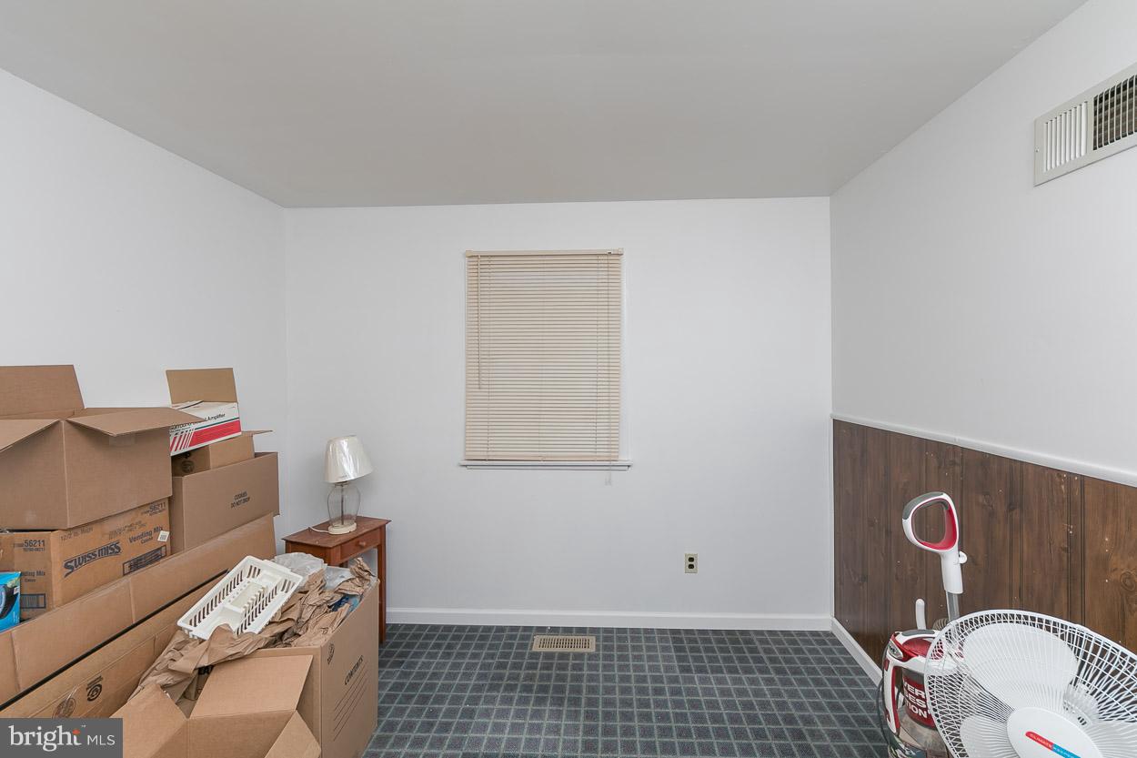 7915 Shore Road Baltimore, MD 21219 - Photo 22 of 30 Bedroom