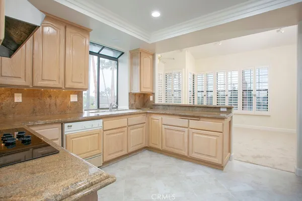 $8,995 | 99 Ocean Vista, Newport Beach, CA 92660