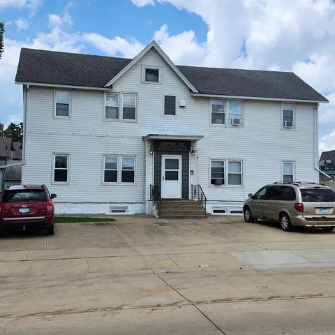 $498,000 | 104 1st Street Southwest, Austin, MN 55912