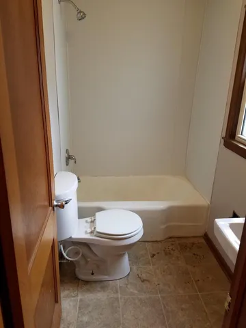 $498,000 | 104 1st Street Southwest, Austin, MN 55912