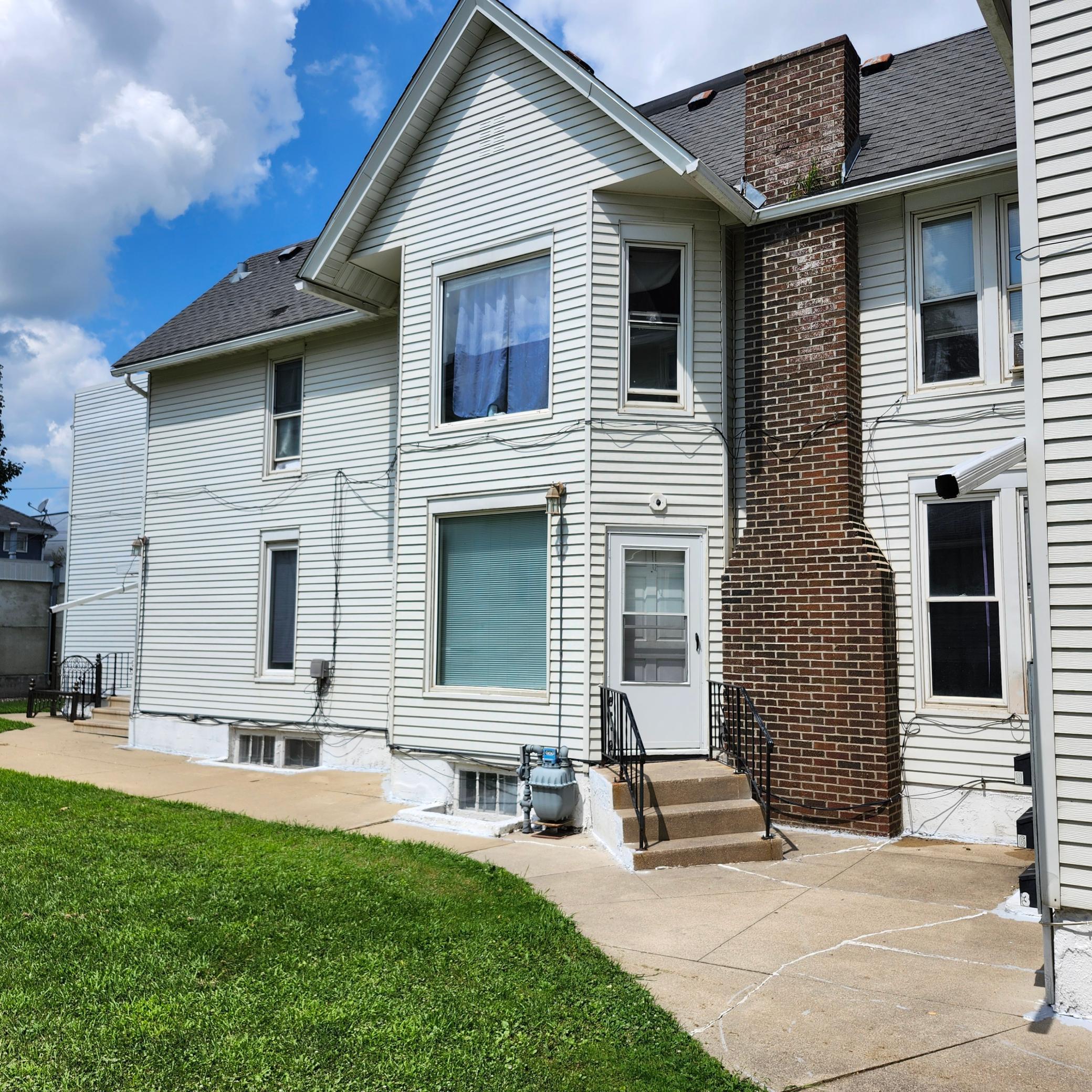 104 1st Street Southwest Austin, MN 55912 - Photo 4 of 57