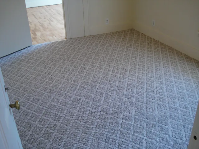 $498,000 | 104 1st Street Southwest, Austin, MN 55912