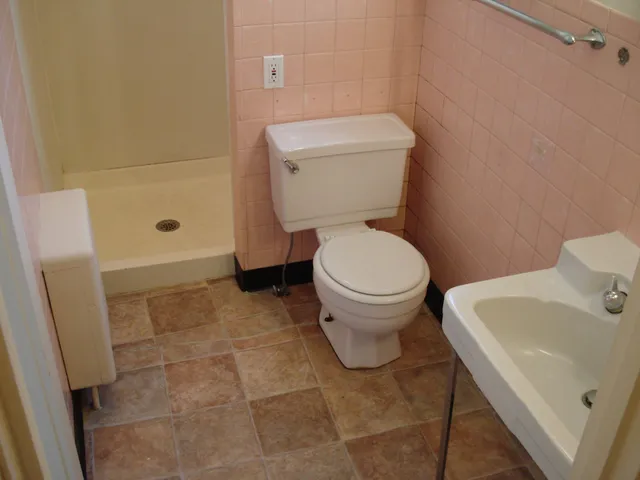 $498,000 | 104 1st Street Southwest, Austin, MN 55912