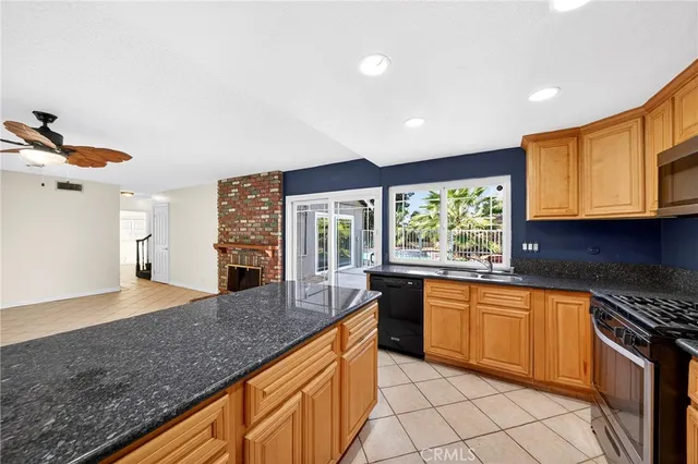 $1,250,000 | 7685 East Calle Durango, Anaheim, CA 92808