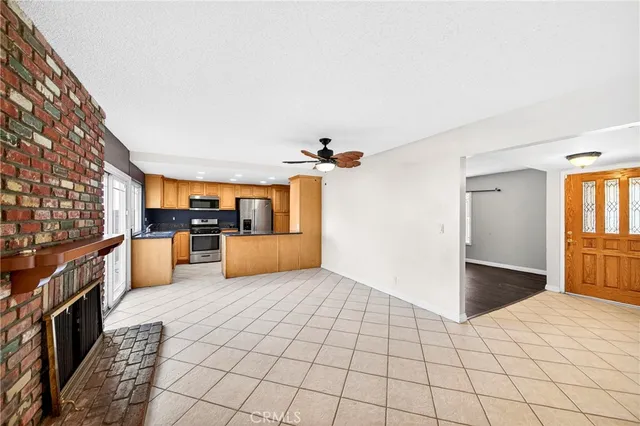 $1,250,000 | 7685 East Calle Durango, Anaheim, CA 92808