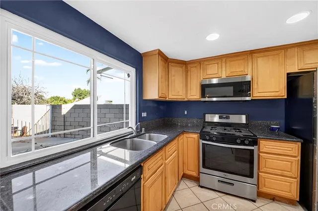 $1,250,000 | 7685 East Calle Durango, Anaheim, CA 92808